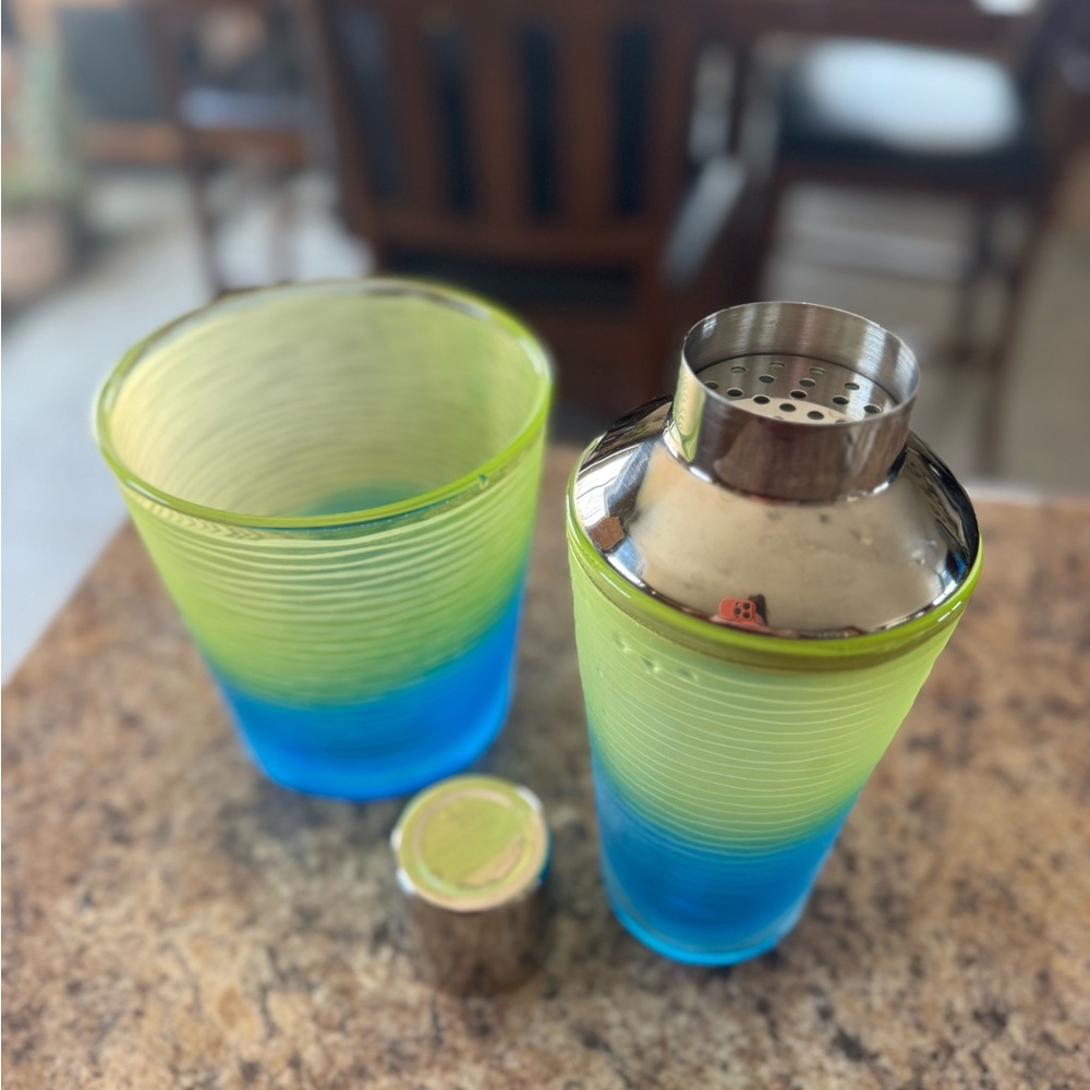 Cocktail Shaker and Ice Bucket Set - Ocean Blue & Lime